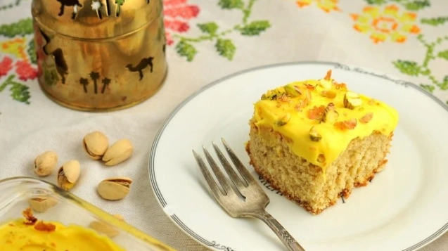Gluten-Free_Saffron_and_Cardamom_Cake